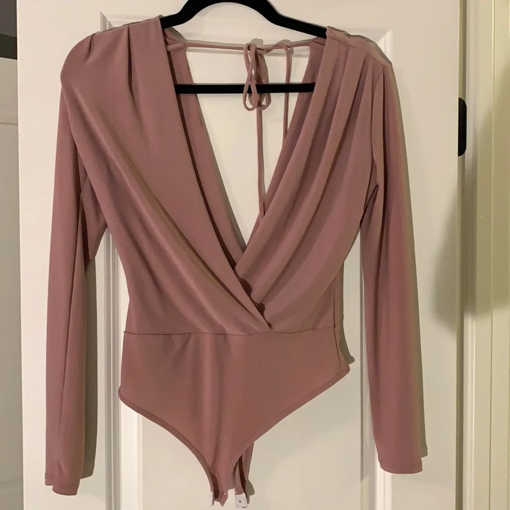 *Never Worn* Windsor long sleeve blush pink bodysuit size small - Picture 1 of 5